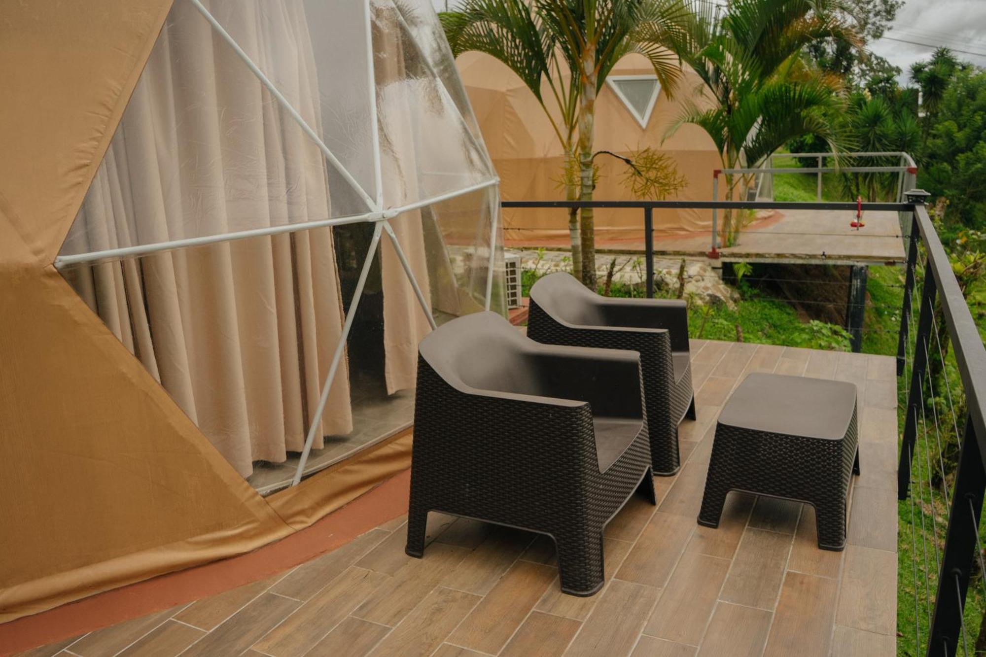 فندق Pura Vista Glamping El Castillo المظهر الخارجي الصورة